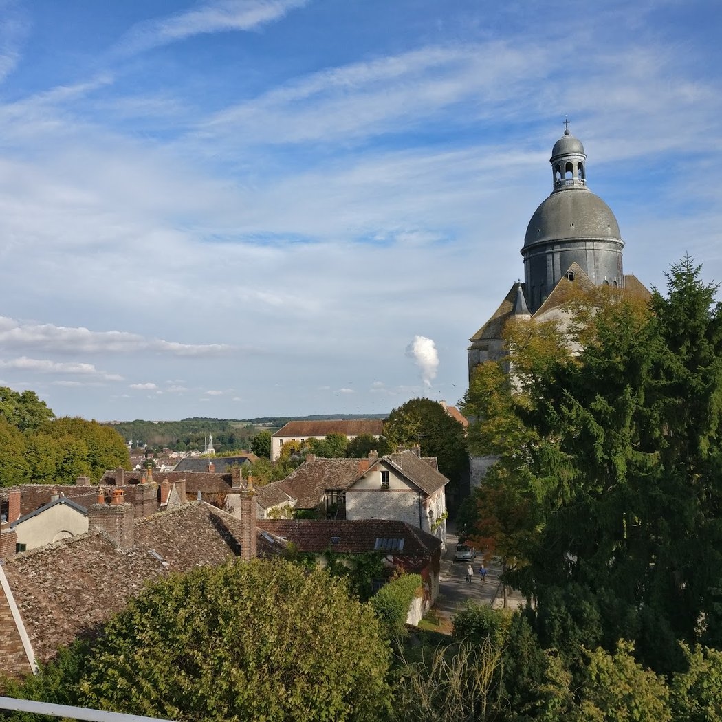 Commune Libre de la Ville Haute de Provins 2